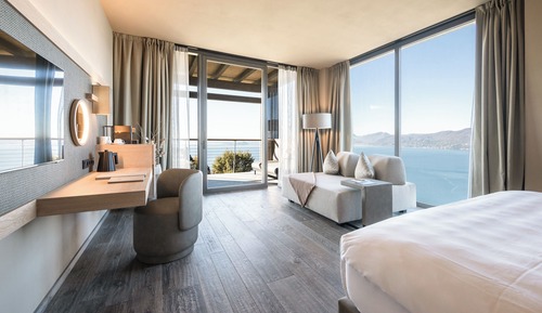 Suite Deluxe, piscina privada, vistas al lago