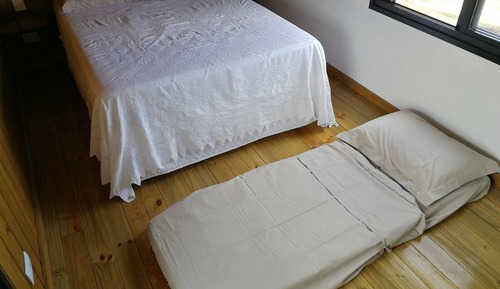 Casa de diseño, cocina, vistas al jardín
