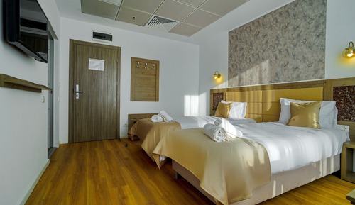 Standard twin room