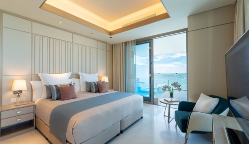 One Bedroom Residence with Pool