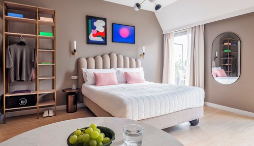 Large Studio, Terrace, Accessible
