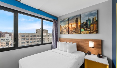 Habitación Deluxe, 1 cama de matrimonio, no fumadores (Upper Floor, Manhattan View)