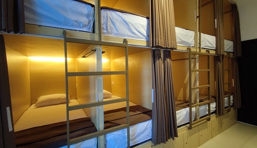 Dormitorio compartido básico, solo para mujeres