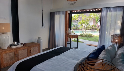 Habitación superior con 1 cama doble o 2 individuales, 1 cama de matrimonio grande, terraza