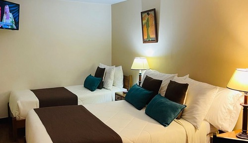 Habitación clásica con 2 camas individuales