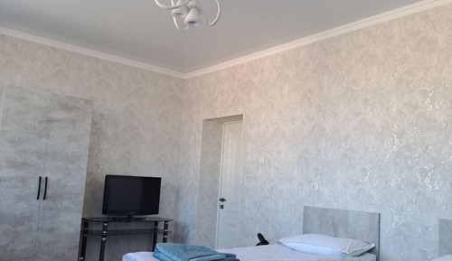 Habitación básica con 1 cama doble o 2 individuales