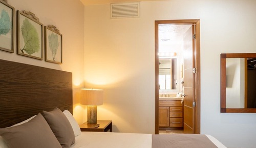 Apartamento, 1 cama de matrimonio grande, bañera de hidromasaje (#504-Not Pet Friendly)