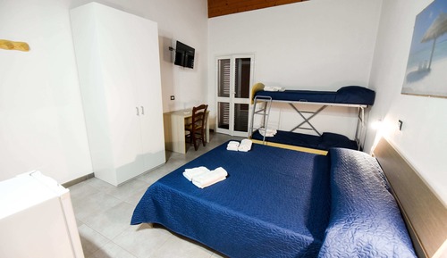 Habitación cuádruple básica