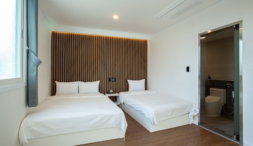 Habitación estándar con 2 camas individuales