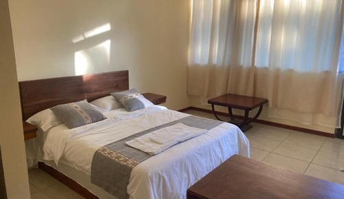 Habitación clásica con 1 cama doble o 2 individuales, 1 habitación