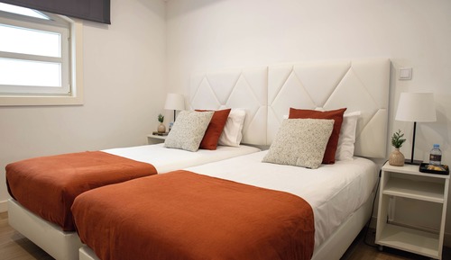 Habitación estándar con 1 cama doble o 2 individuales