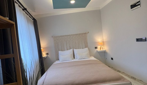 Habitación económica doble, 1 cama de matrimonio grande