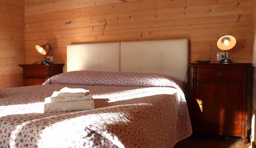 Habitación Deluxe con 1 cama doble o 2 individuales, vistas a la montaña