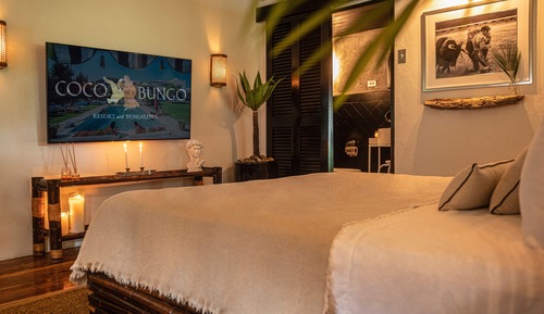 Bungalow de lujo, 1 cama de matrimonio grande, acceso a la piscina, junto a la playa