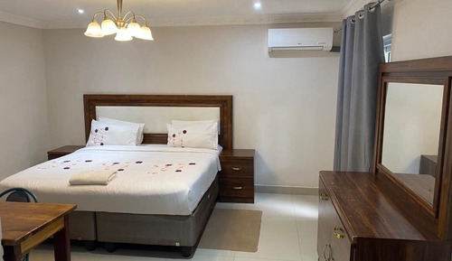 Habitación ejecutiva con 1 cama doble o 2 individuales