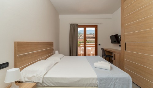 Habitación clásica con 1 cama doble o 2 individuales