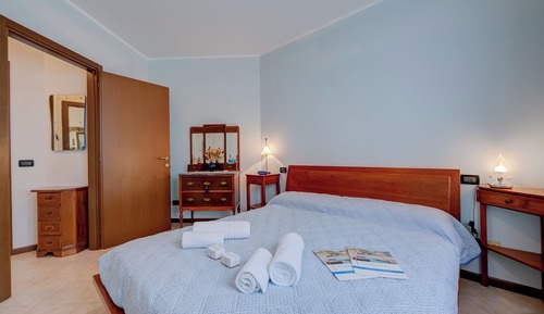 Apartamento familiar, 1 habitación (Verde Giada-shared pool &  parking)