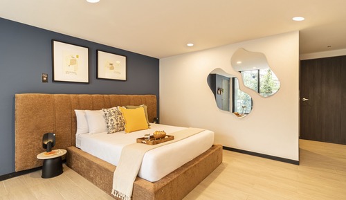 Apartamento (Studio with Queen Bed and Balcony)