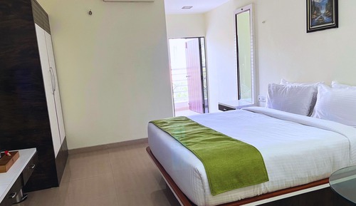 Deluxe Pool and Hill View with Balcony