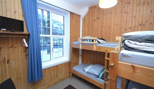 Habitación cuádruple estándar, baño privado (4 bed bunk room)