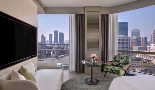 Habitación clásica, 1 cama de matrimonio grande (Garden Bridge View)
