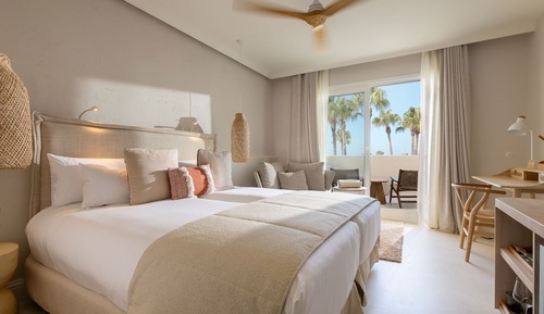 Habitación con 1 cama doble o 2 individuales, vistas al mar