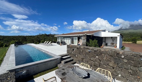 Villa Deluxe