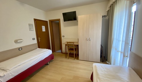Habitación estándar con 2 camas individuales