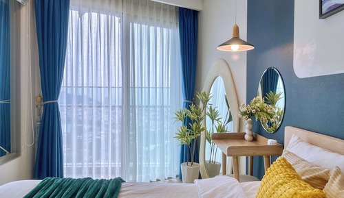 Apartamento, 2 habitaciones, balcón, vistas a la ciudad