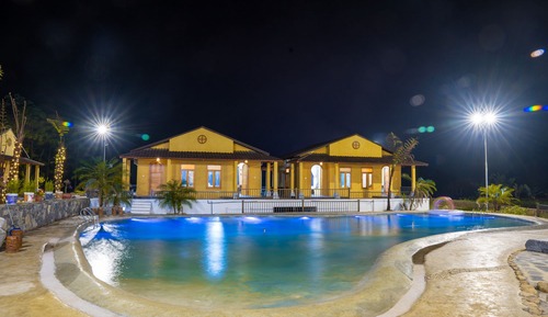 Suite estudio Premier, vistas a la piscina