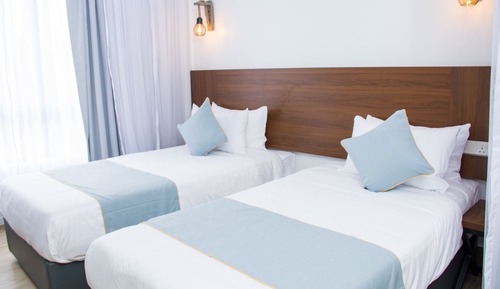 Habitación con 1 cama doble o 2 individuales