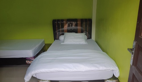Habitación estándar con 2 camas individuales