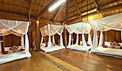 Dormitorio compartido tradicional, dormitorio mixto