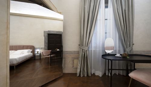 Suite Gallery