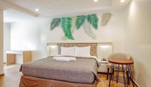 Habitación superior con 1 cama doble o 2 individuales