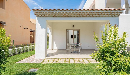 Habitación familiar, vistas al jardín, planta baja