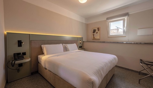 Habitación económica con 1 cama doble o 2 individuales