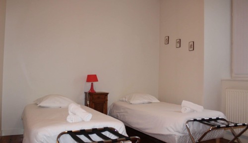 Habitación con 1 cama doble o 2 individuales