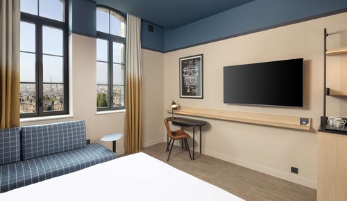 Habitación Deluxe, 1 cama de matrimonio grande, vistas a la ciudad