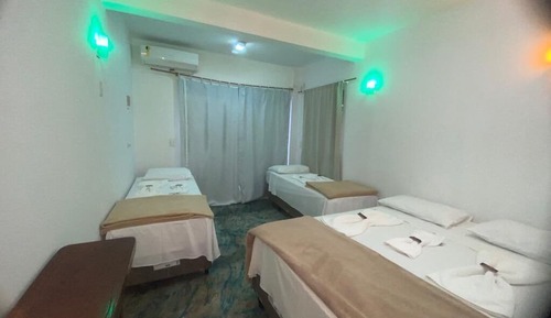 Habitación cuádruple estándar