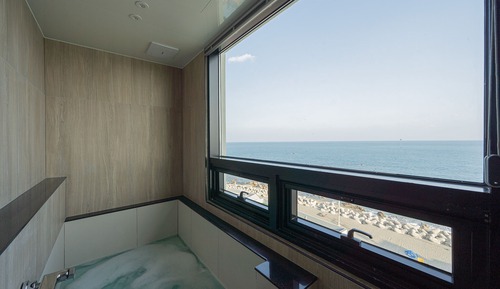 Suite familiar