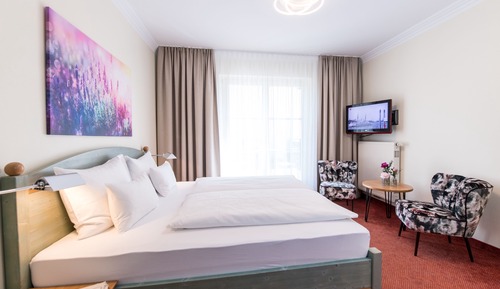 Habitación estándar doble, 1 cama de matrimonio, balcón