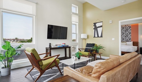 Apartamento, varias camas, cocina, vistas a la ciudad (Unit 504)