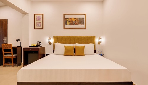 Superior King Room