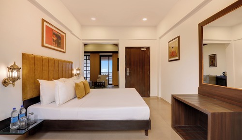Studio King Suite with Sea View