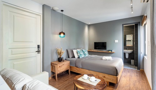 Estudio Deluxe, 1 cama de matrimonio, balcón