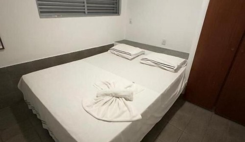 Habitación estándar con 1 cama doble o 2 individuales, varias camas