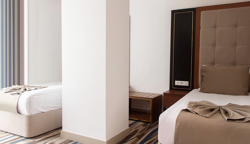 Habitación familiar con 1 cama doble o 2 individuales