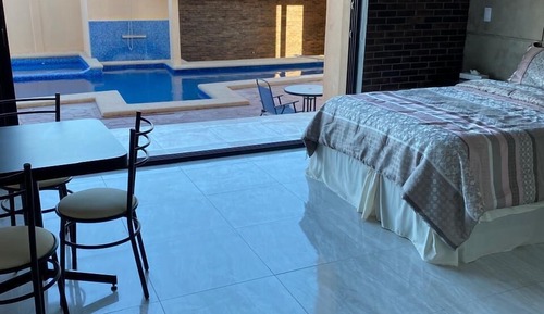 Habitación estándar doble, vistas a la piscina