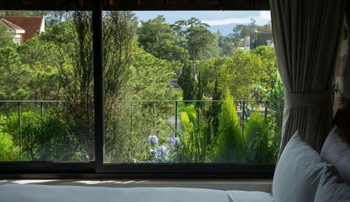 Habitación Deluxe doble, 1 cama de matrimonio, bañera, vistas a la ciudad